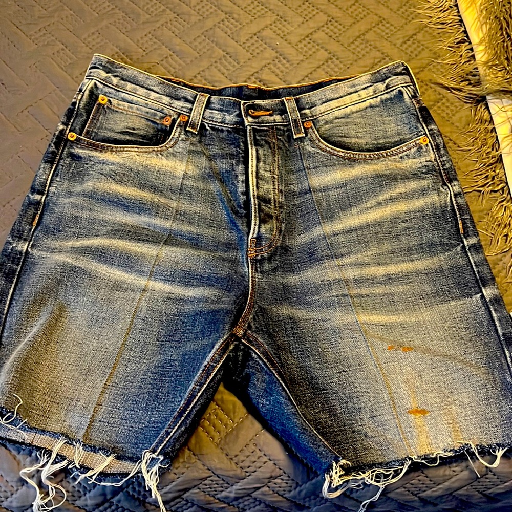 Gucci bermudas authentic SZ 31 womens